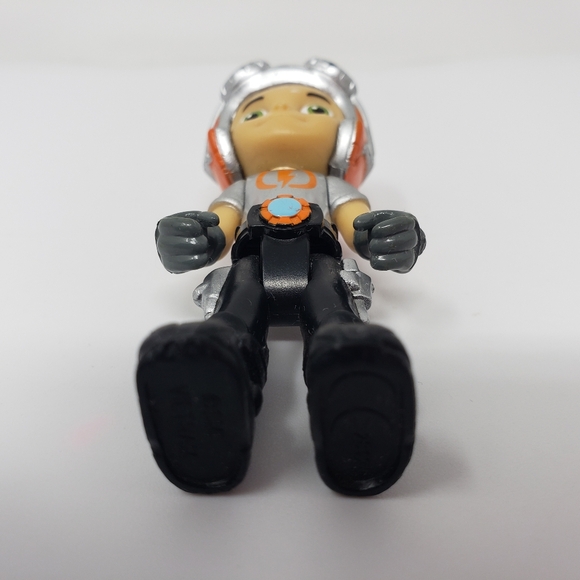 Nickolodeon Rusty Rivet Rivets Toy Action Figure - Picture 12 of 16